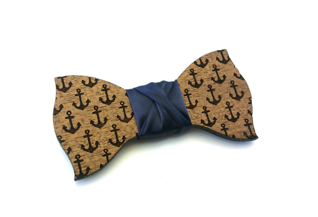 papillon in legno ancore blu gigetto