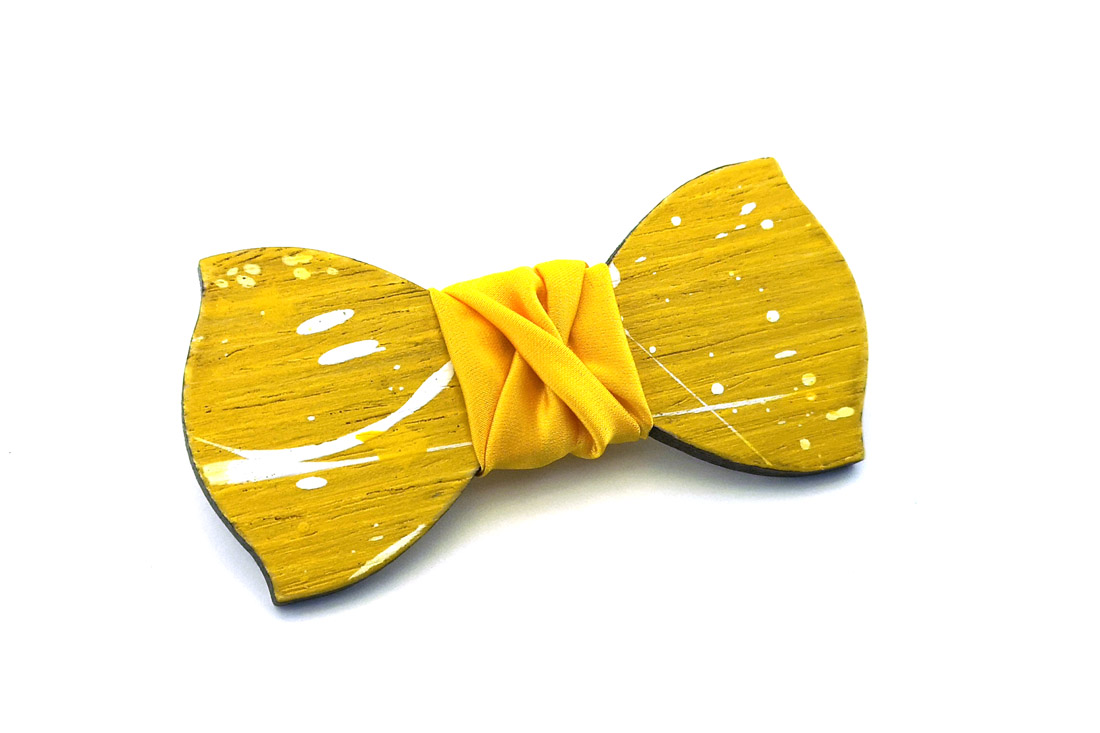 papillon legno Gigetto farfallino schizzi vernice giallo bianco