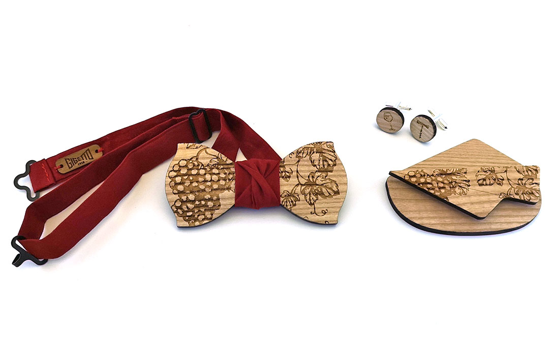 papillon gemelli legno fazzoletto taschino vino grappolo sommelier calice cavatappi rosso gigetto1910 (2)